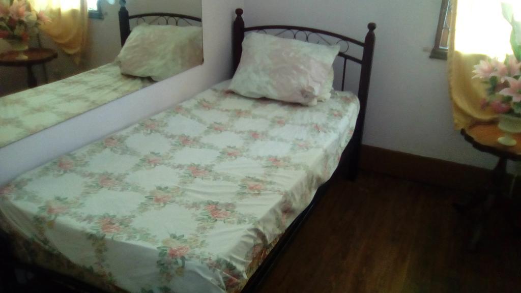 Robert'S Guest House Port of Spain Exterior foto