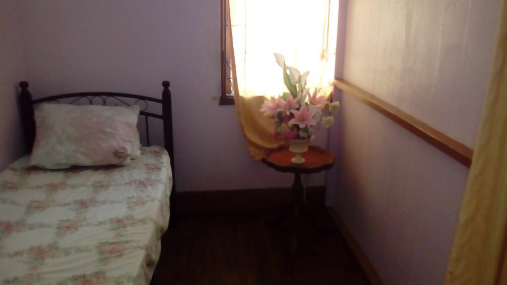 Robert'S Guest House Port of Spain Exterior foto