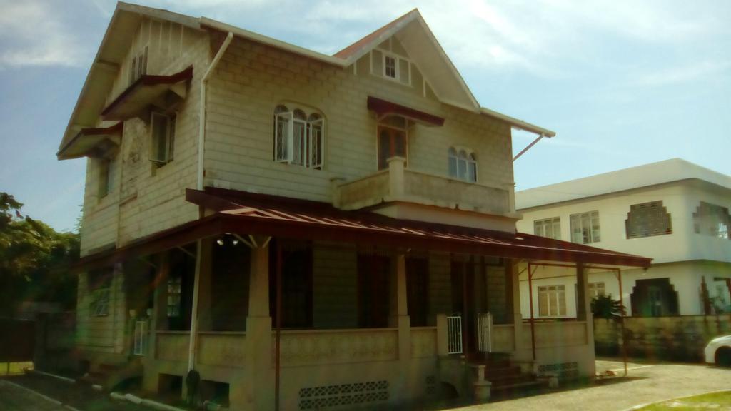 Robert'S Guest House Port of Spain Exterior foto